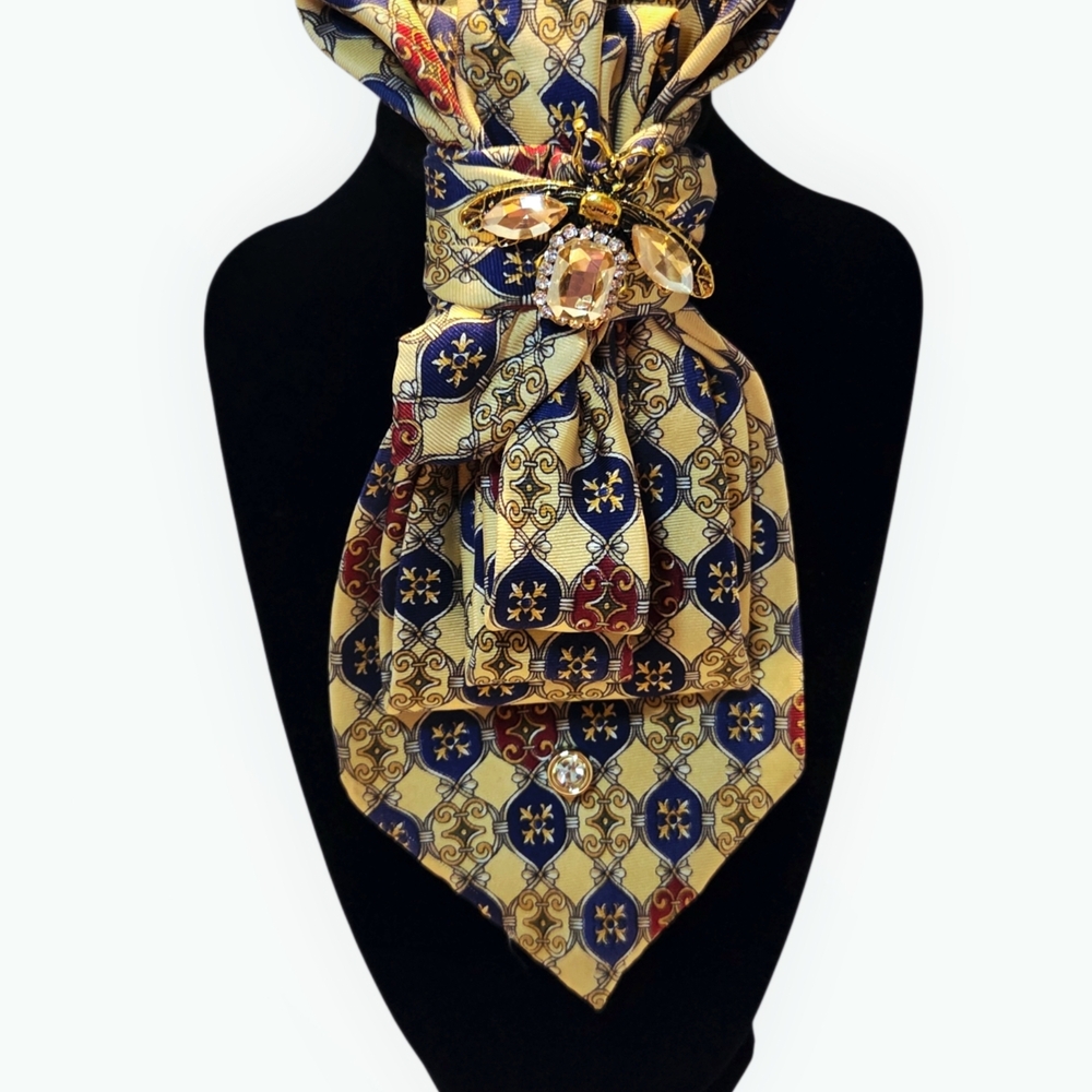Elegant Gold and Blue Patterned Tie